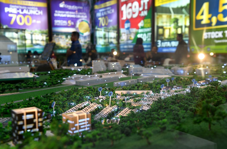 Sejumlah insentif dibutuhkan untuk mendorong industri realestat yang terpuruk karena pandemi.