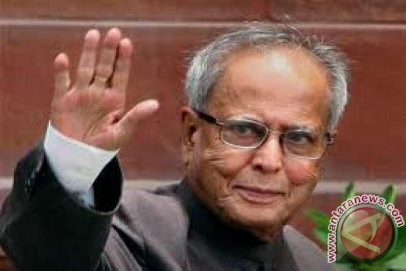 MANTAN Presiden India Pranab Mukherjee