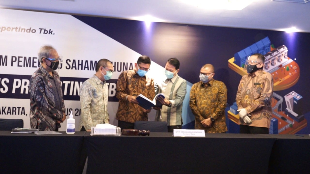 Jajaran Direksi dan Komisaris PT DMS Propertindo Tbk