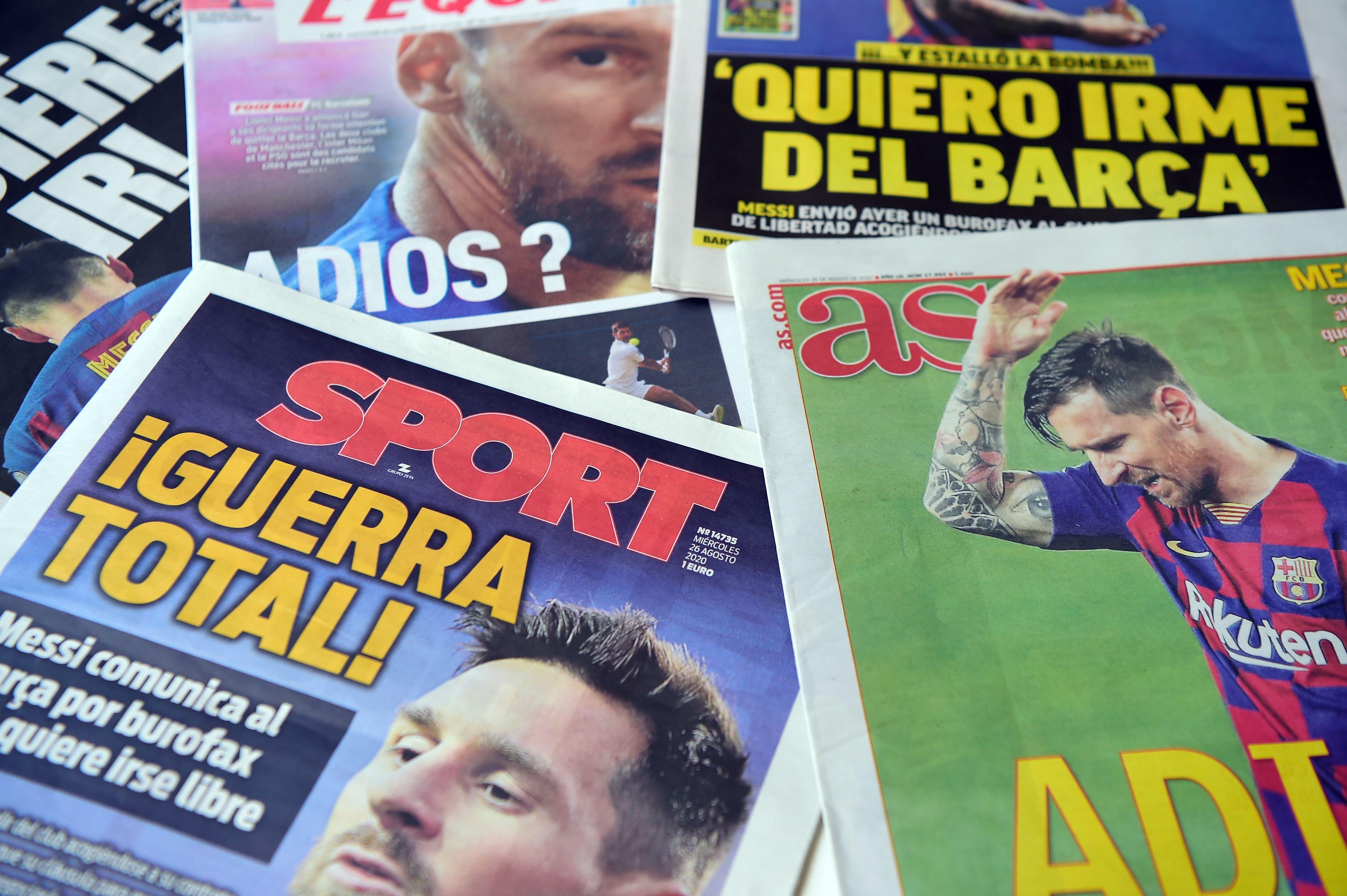 Sejumlah koran di spanyol mengangkat isu kepindahan Lionel Messi sebagai laporan utama