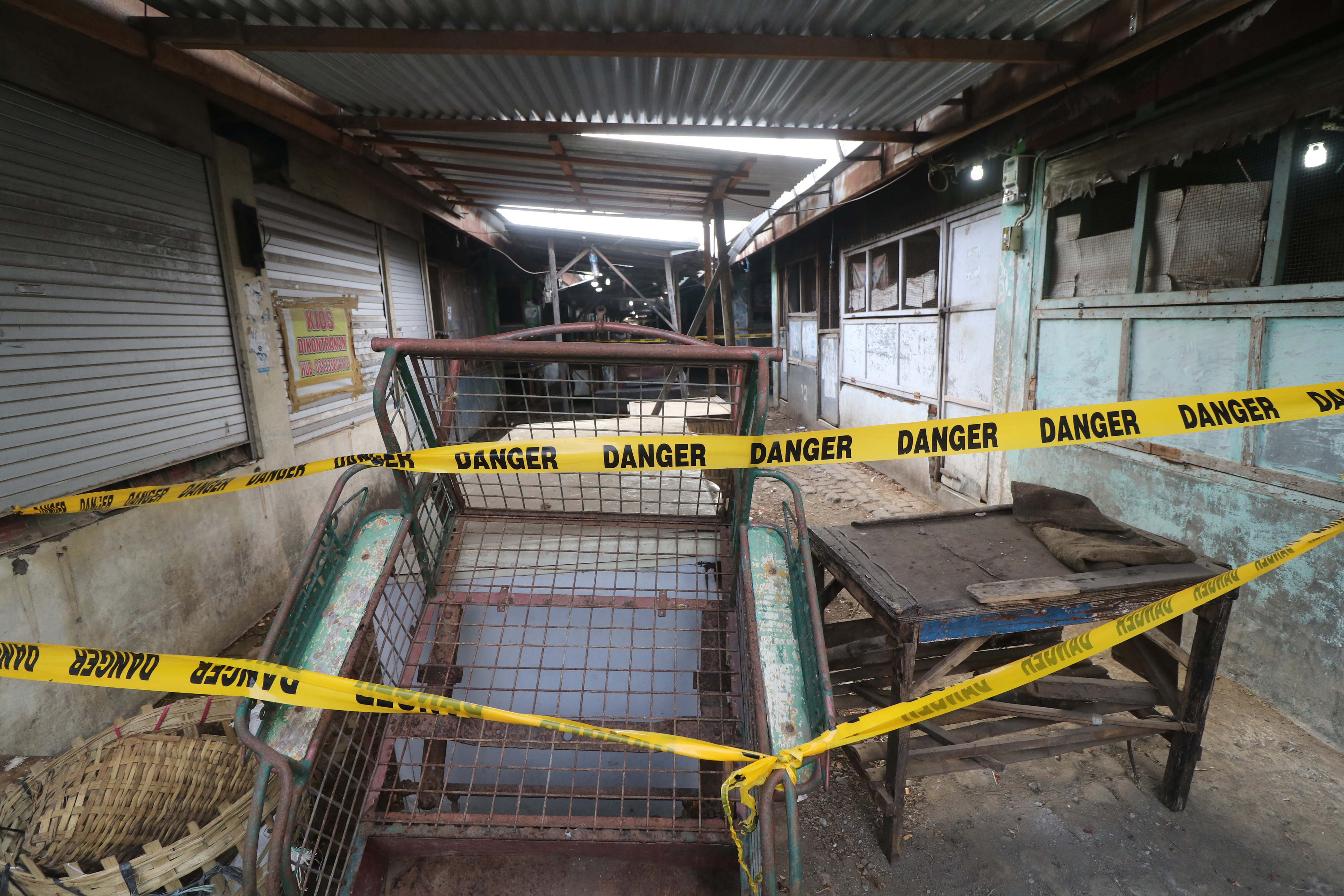 Ilustrasi penutupan pasar