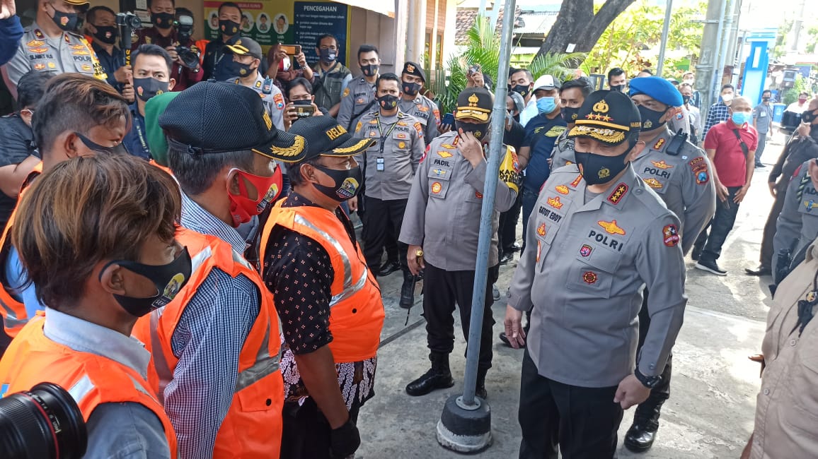Wakapolri Tinjau Kampung Tangguh Semeru Wonorejo.