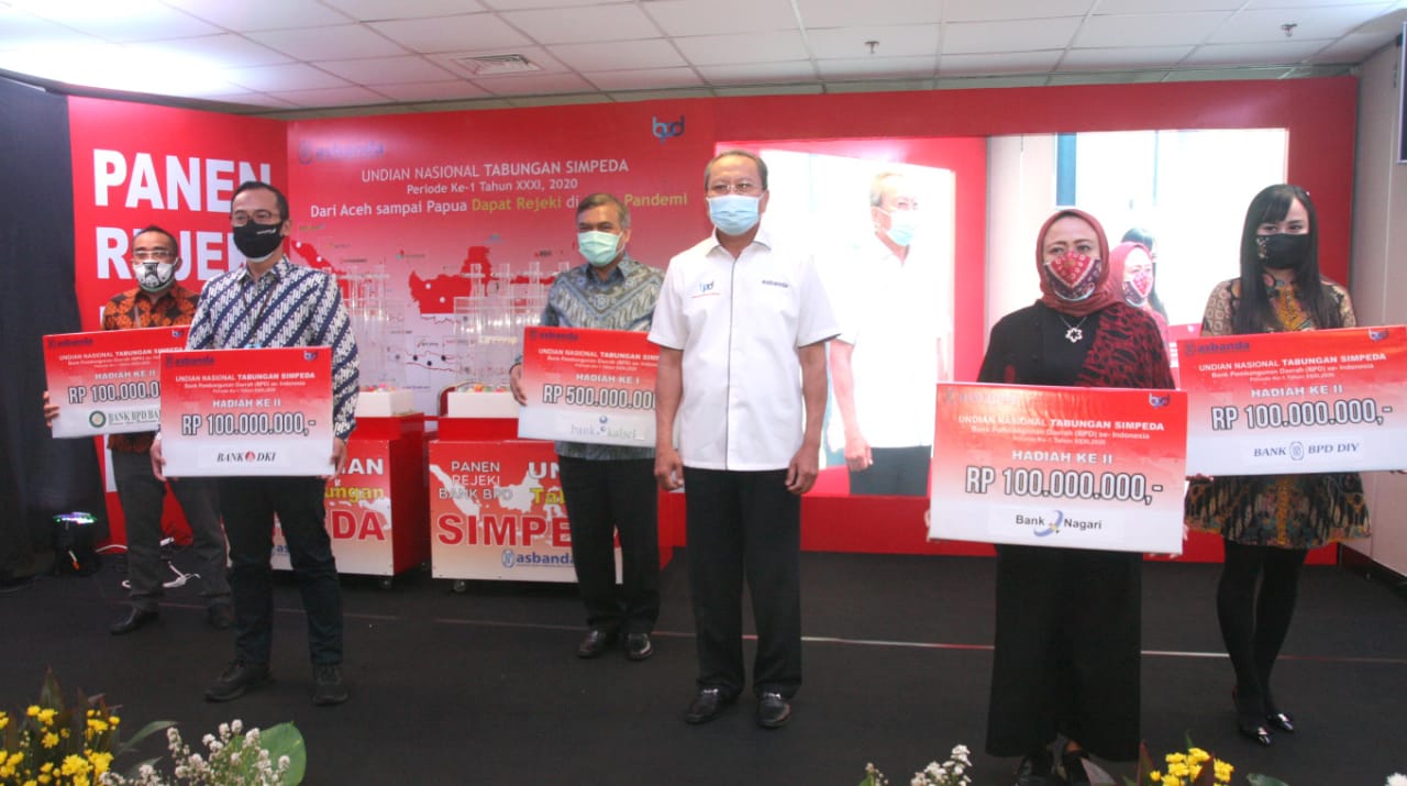 Penarikan Undian Nasional Tabungan Simpeda BPDSI dilaksanakan secara daring melalui media elektronik. 