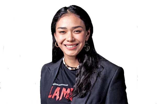 Aktris Adinia Wirasti