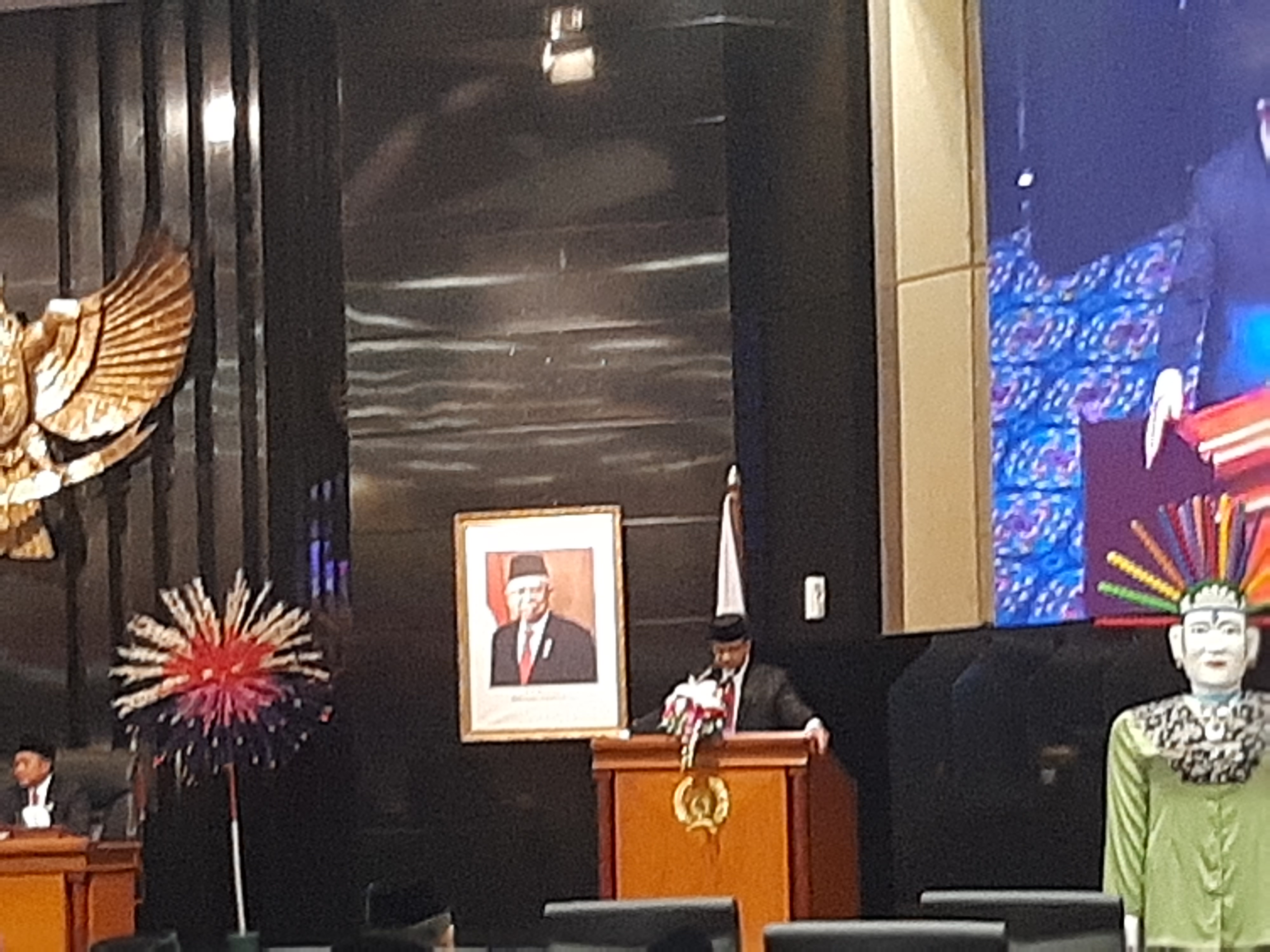 Gubernur DKI Jakarta Anies Baswedan di Gedung DPRD DKI.