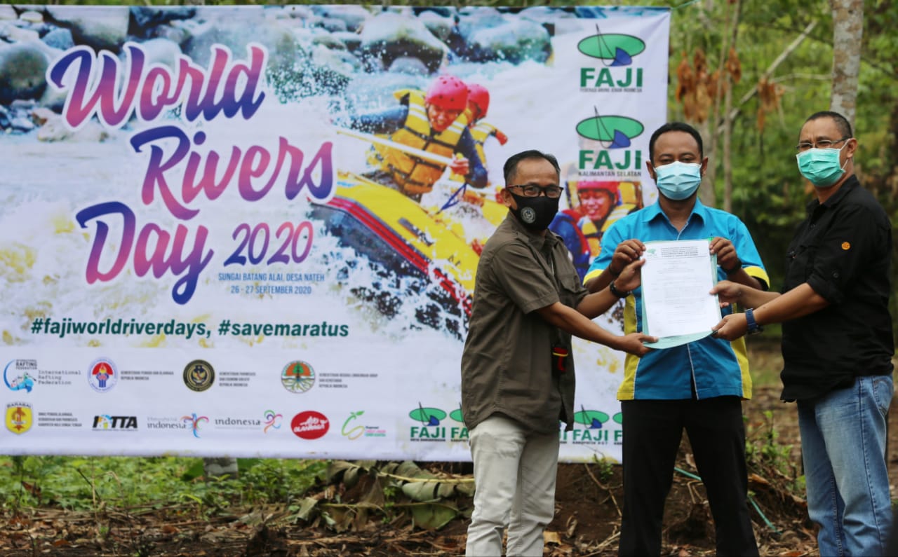 Peringatan Hari Sungai Sedunia di Pegunungan Meratus, Kalimantan Selatan, Minggu (28/9/2020).