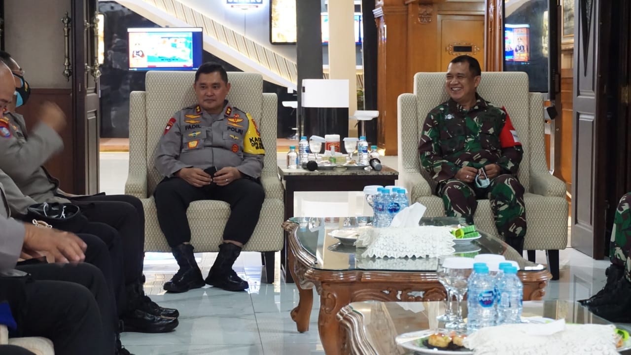 Polri-TNI AL Perkuat Sinergitas Jaga Kamtibmas Jatim 
