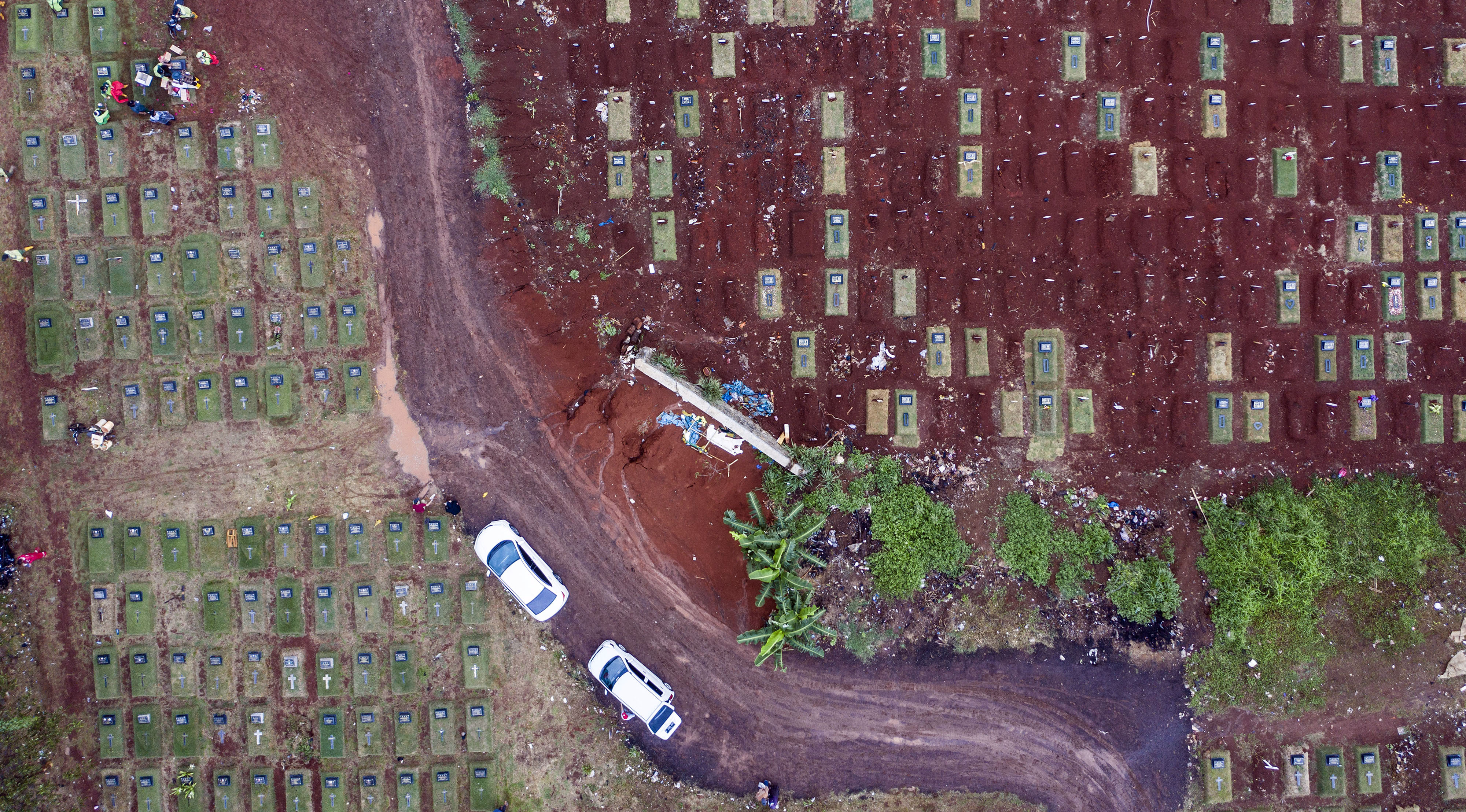 Perluasan area makam untuk jenazah yang meninggal karena covid-19