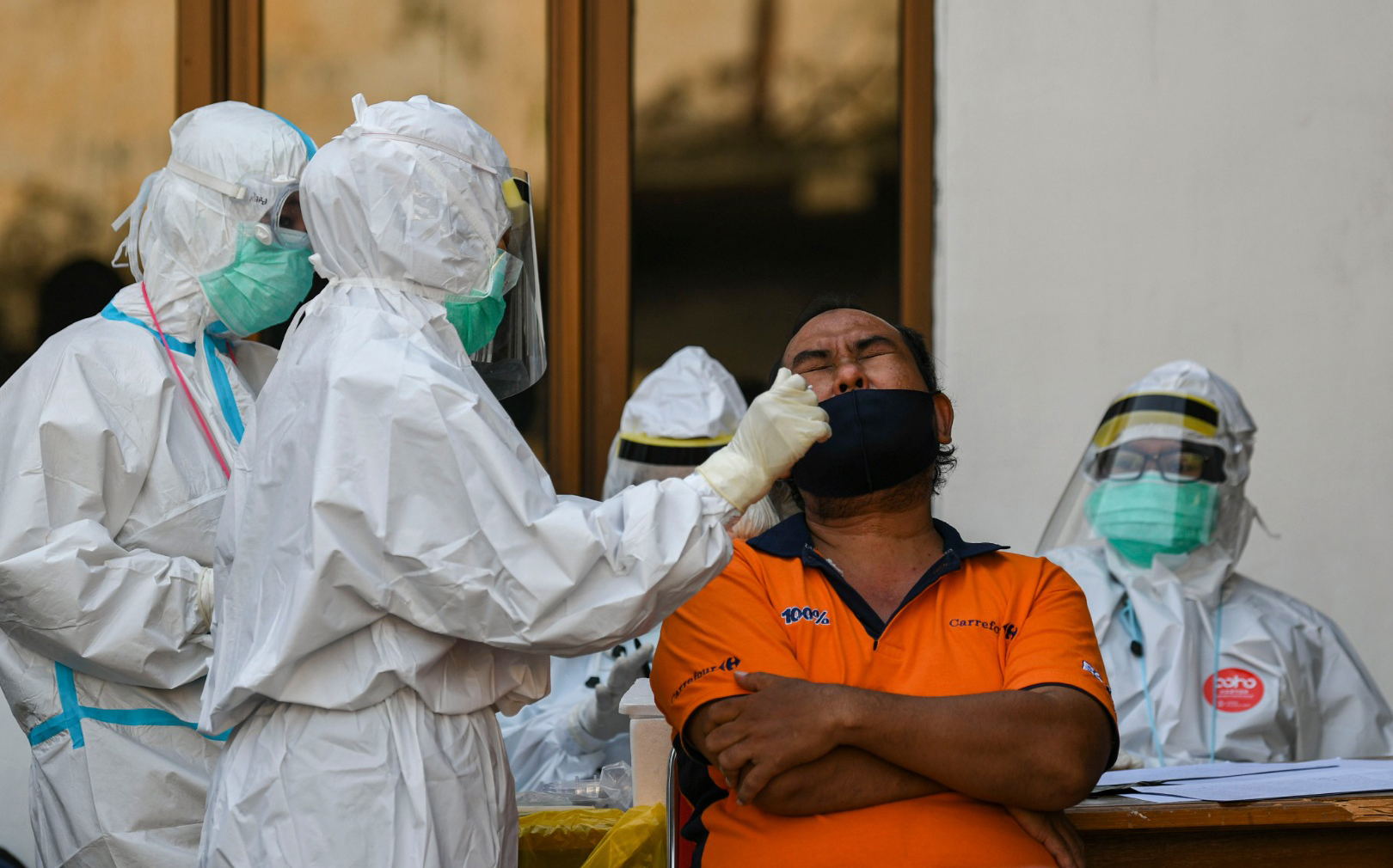 TES USAP MASSAL DI SURABAYA: