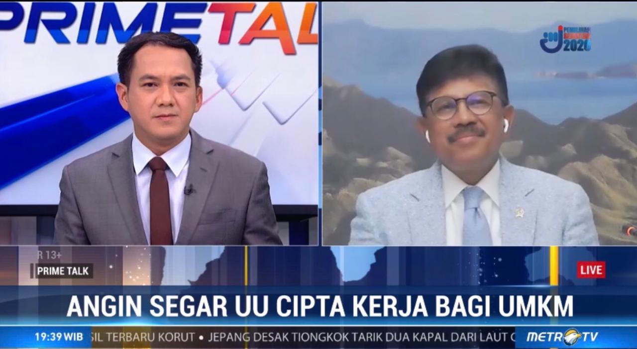 Menteri Komunikasi dan Informatika (Menkominfo) Johnny G Plate diwawancari presenter Metro TV.