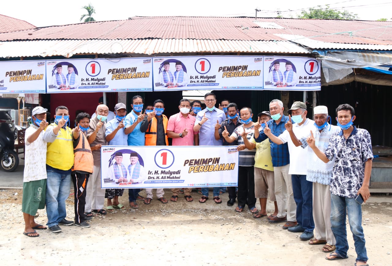 Tukang Ojek dan becak motor Dharmasraya menyatakakan dukung paslon Mulyadi-Ali Mukni