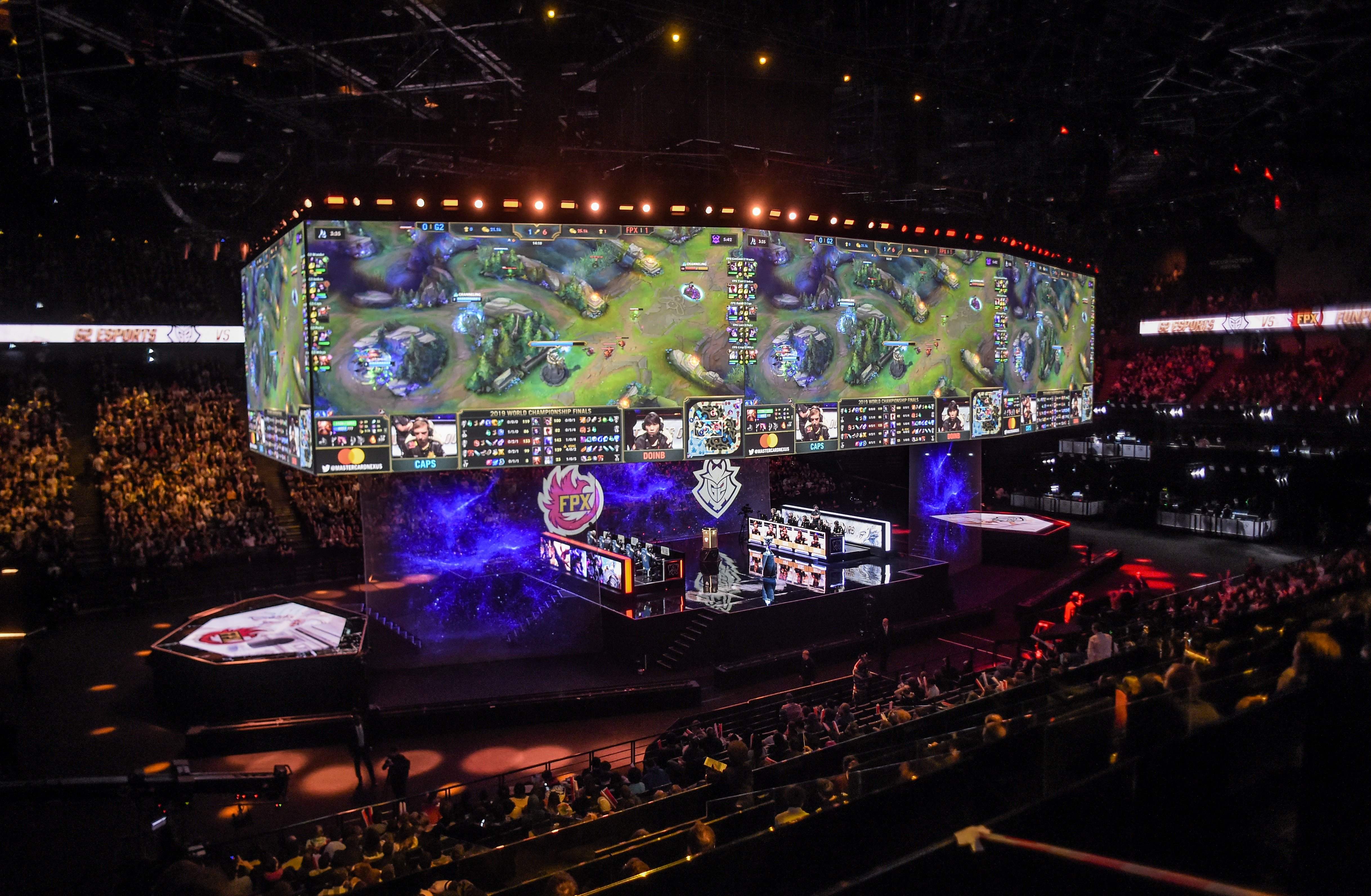 Turnamen E-sport League of Legends.