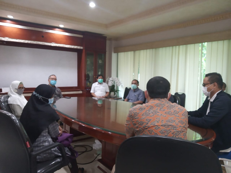 KPU Kabupaten Halmahera Selatan, Maluku Utara, mengunjungi Media Group. 