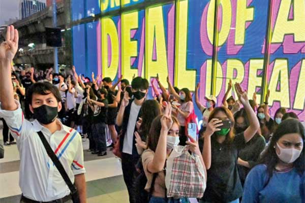 Polisi Thailand Selidiki Media