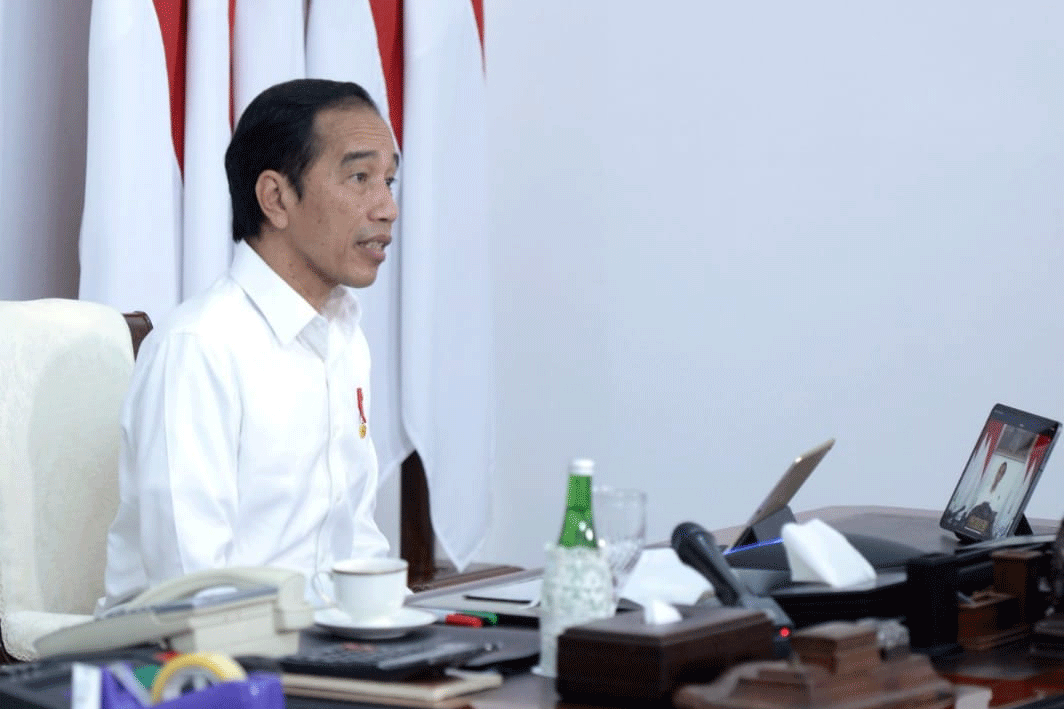 Presiden Joko Widodo saat memimpin Rapat Terbatas (melalui Video Conference) di Istana Merdeka, Jakarta, Jumat (29/5/2020). 