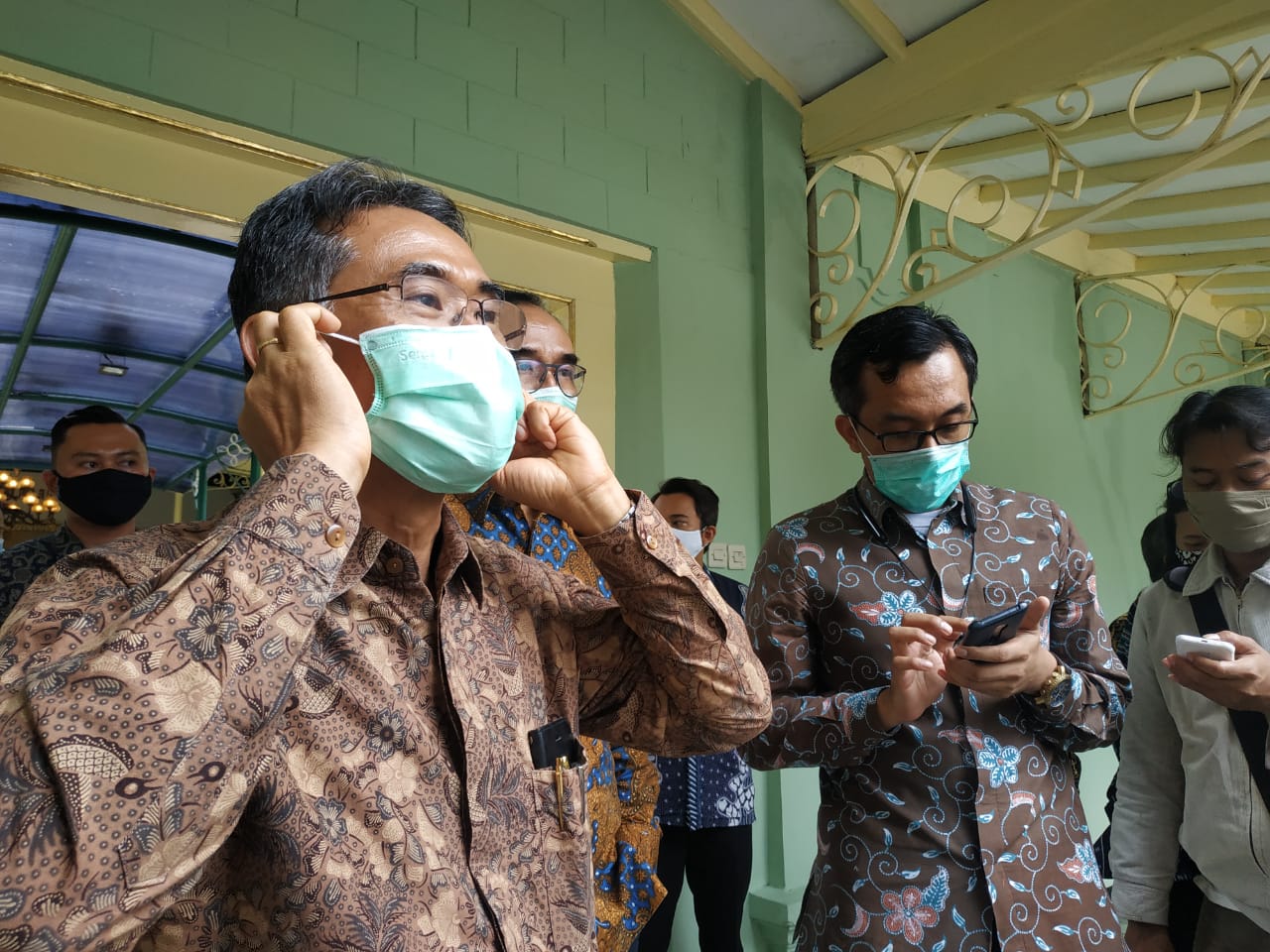 Rektor UGM Panut Mulyono