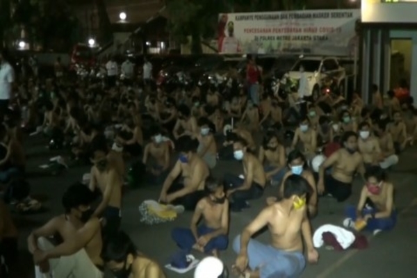 Aktor Penghasut Pelajar Diburu