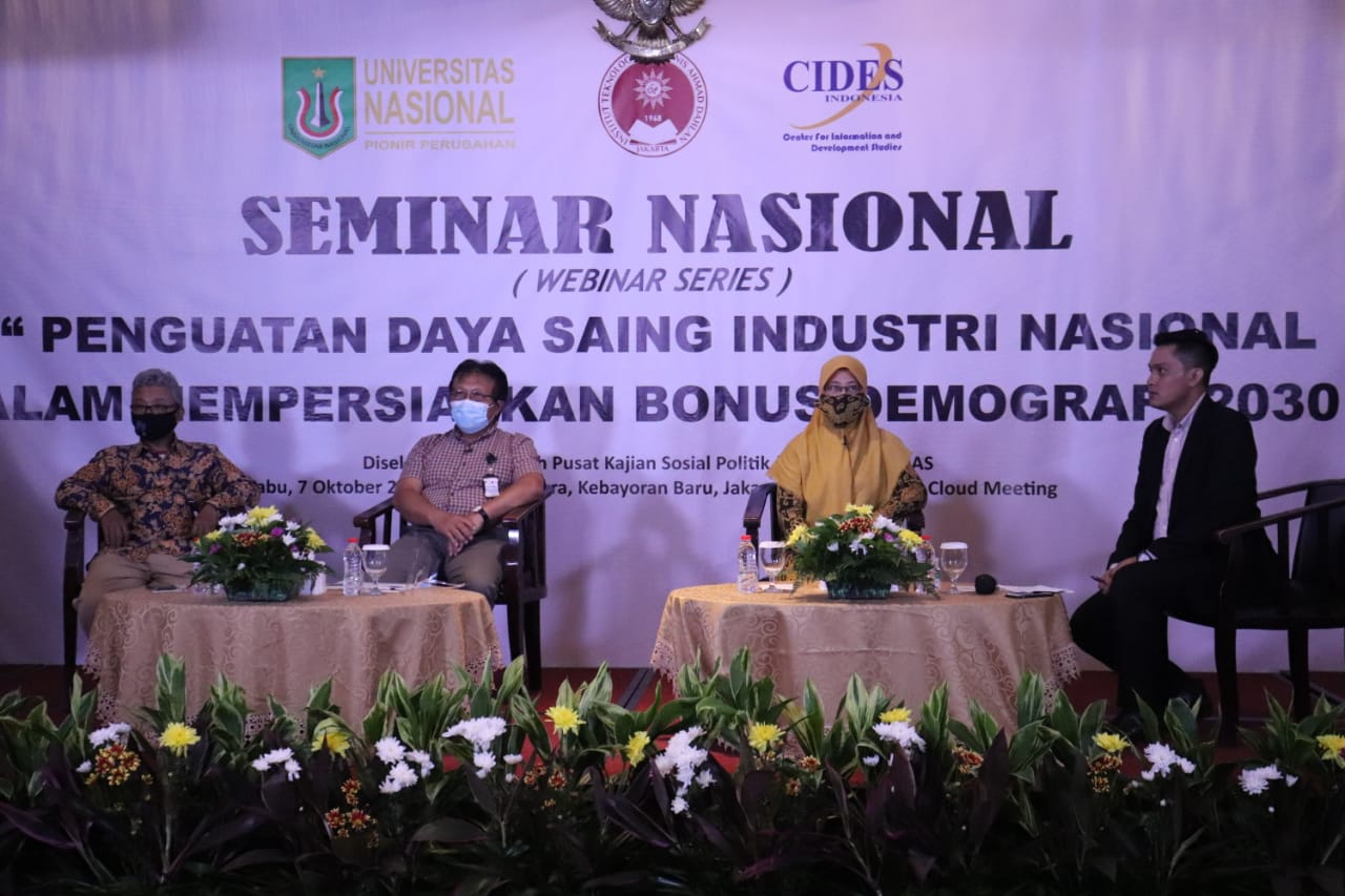 Perkuatan industri dalam negeri agar bonus demografi optimal diberdayakan.