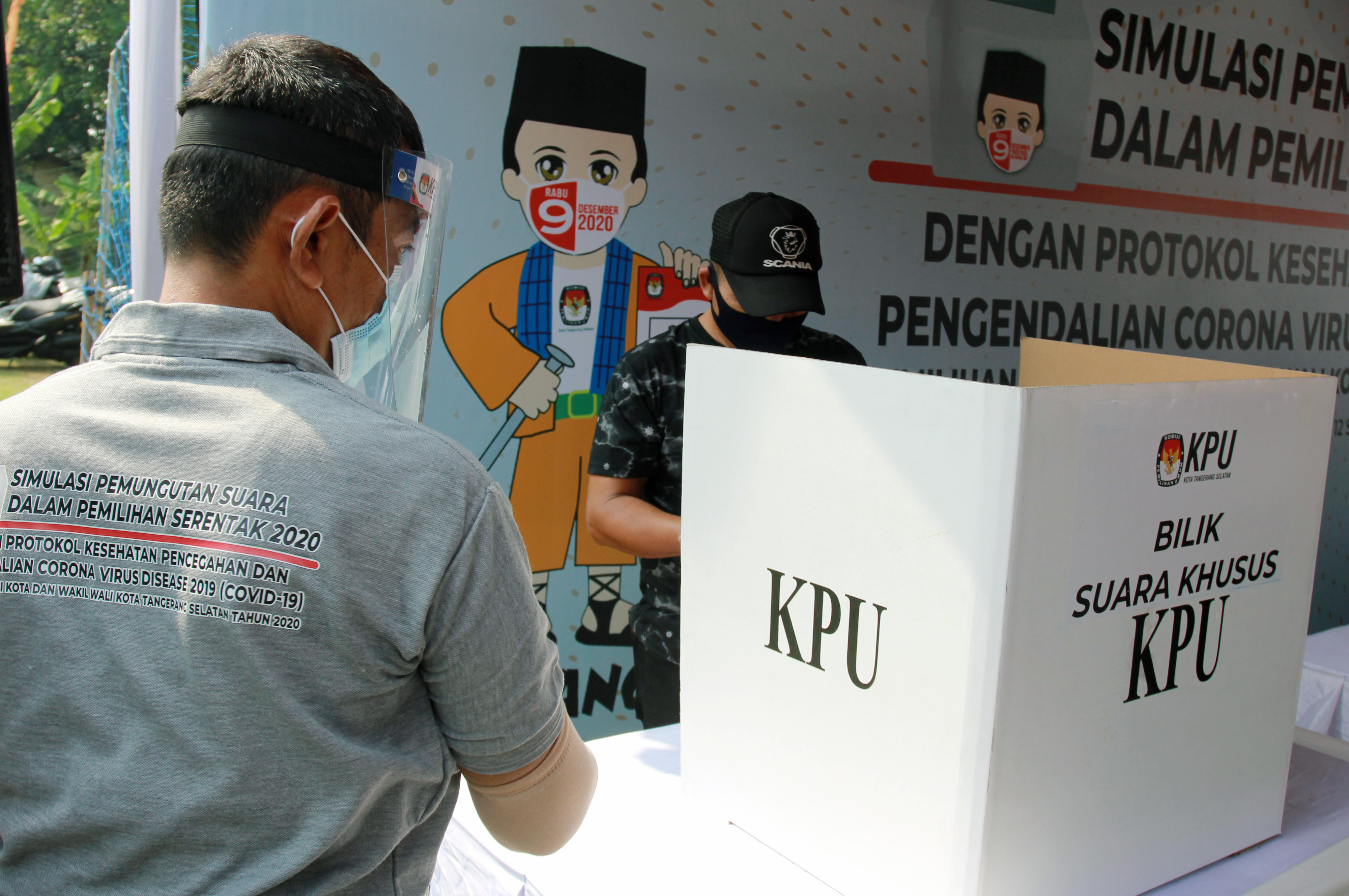 KPU Sulawesi Tenggara Keluarkan  12 Aturan Baru Prokes Pilkada