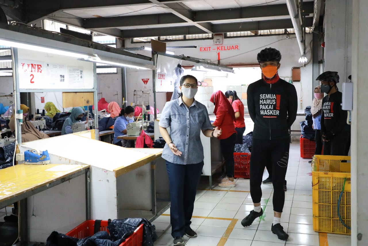 Gubernur Jawa Tengah Ganjar Pranowo titip pesan sama pengusaha jangan ada PHK.