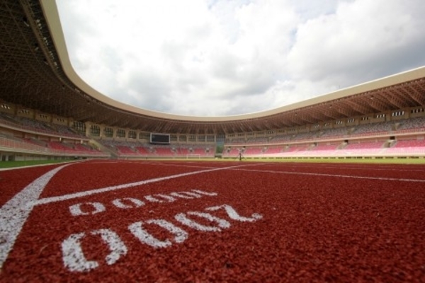 Stadion Papua Bangkit (SPABA) yang telah selesai dikerjakan. SPABA sendiri akan menjadi salah satu venue pembukaan dan penutupan PON XX. 