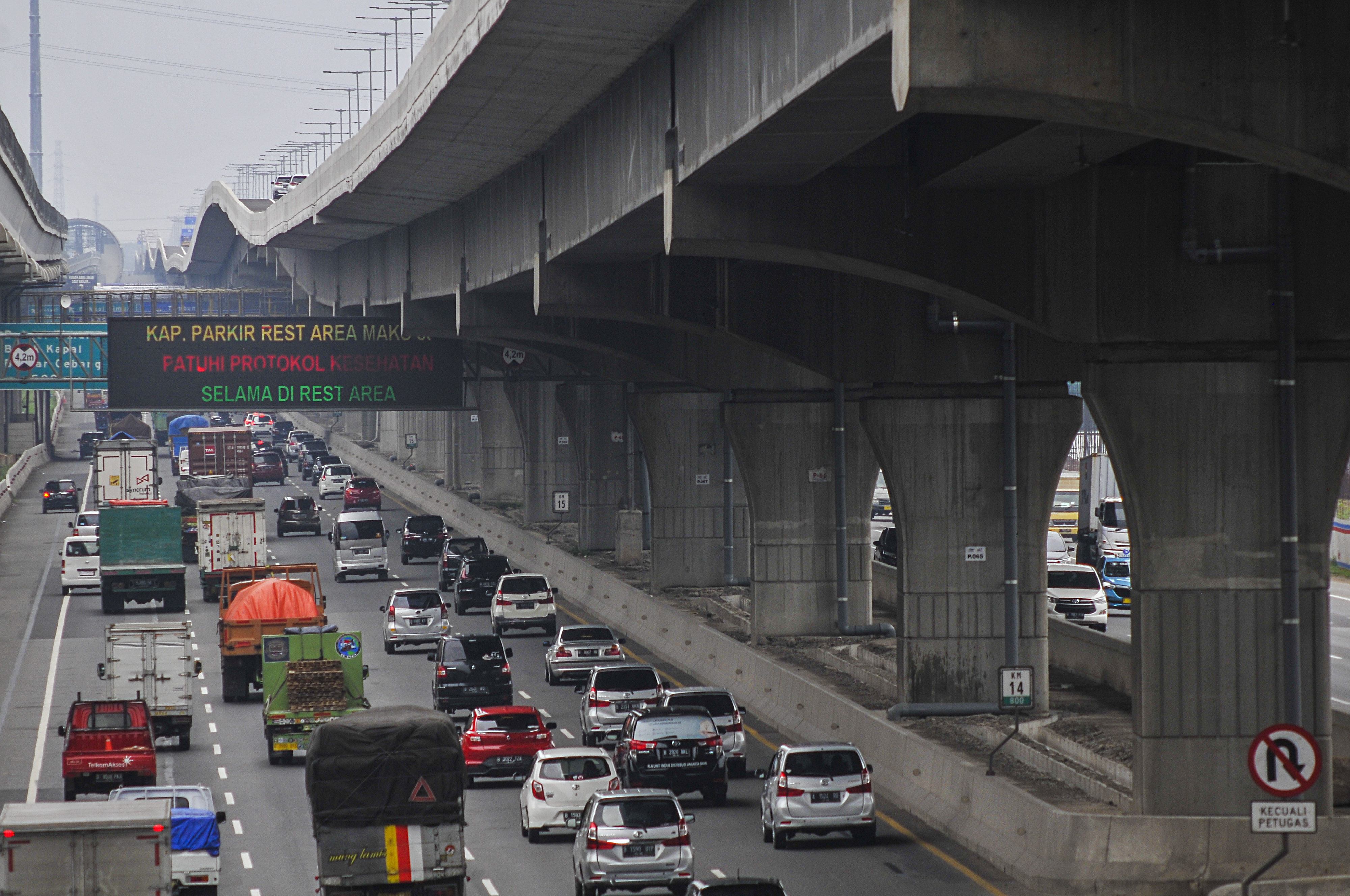 Antisipasi Lonjakan Lalin, Polri Siapkan Kebijakan Khusus di Tol