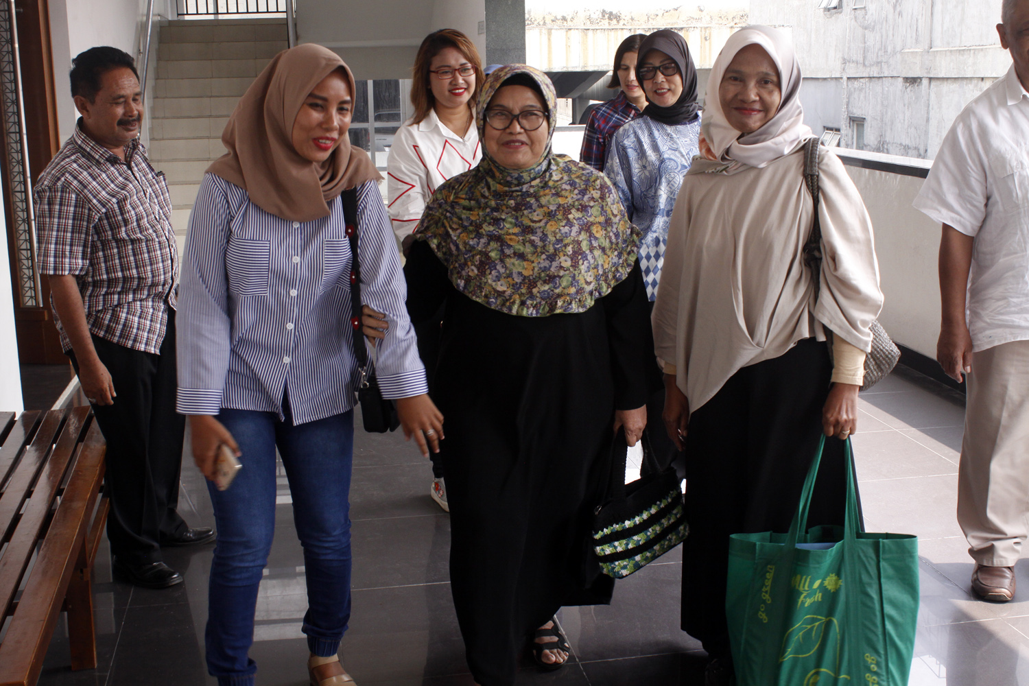 Mantan Menkes Siti Fadilah Supari telah bebas murni sejak hari ini, Sabtu (31/10). Dia telah menjalani hukuman dan membayar denda Rp200 juta