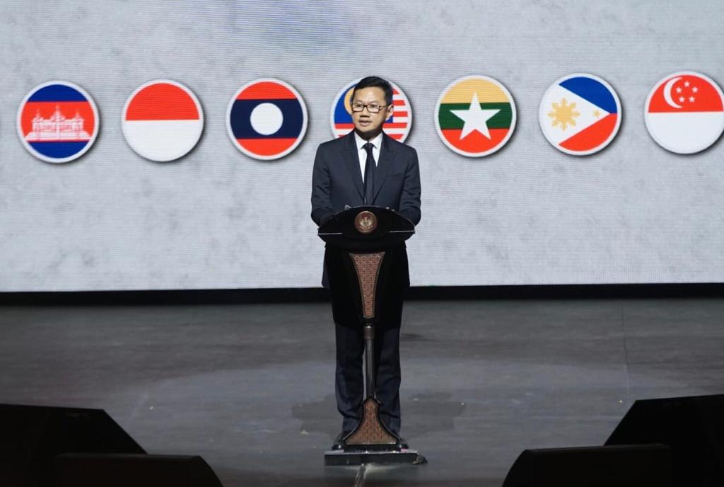 Ketua Umum PII yang juga Presiden Association of Engineering Education Southeast and East Asia and the Pacific (AEESEAP) Heru Dewanto