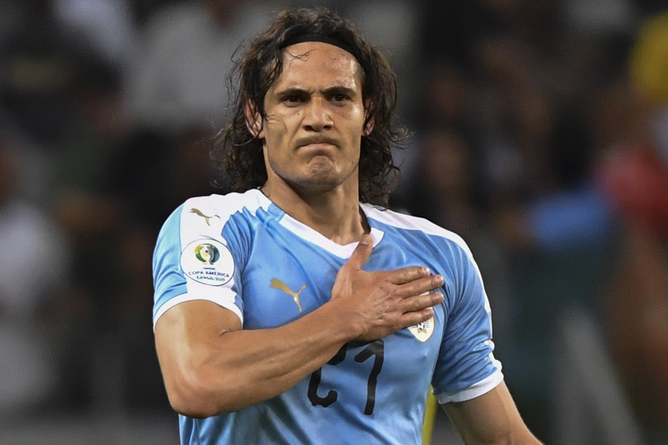 Striker asal Uruguay, Edinson Cavani dilaporkan akan segera bergabung dengan Manchester United.