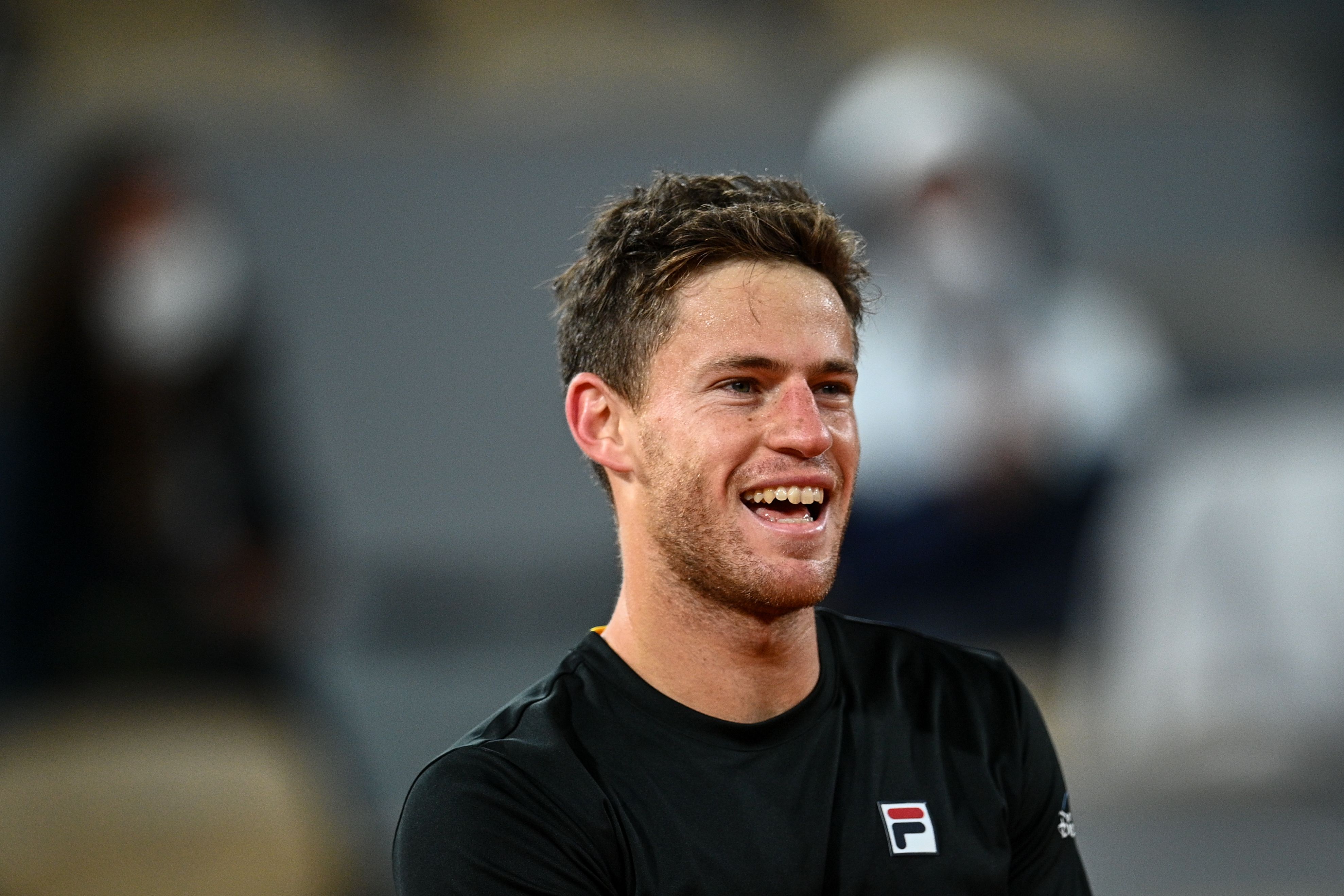 Petenis Argentina Diego Schwartzman berhasil mengalahkan Dominic Thiem di lapangan Roland Garros, Rabu (7/10/2020).