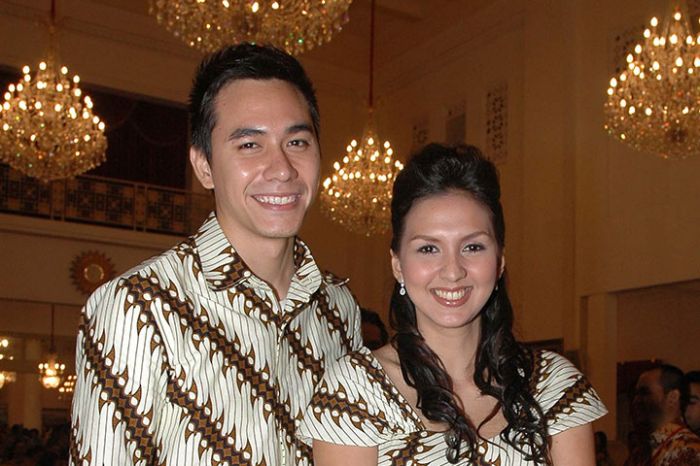 Darius Sinathrya dan Donna Agnesia