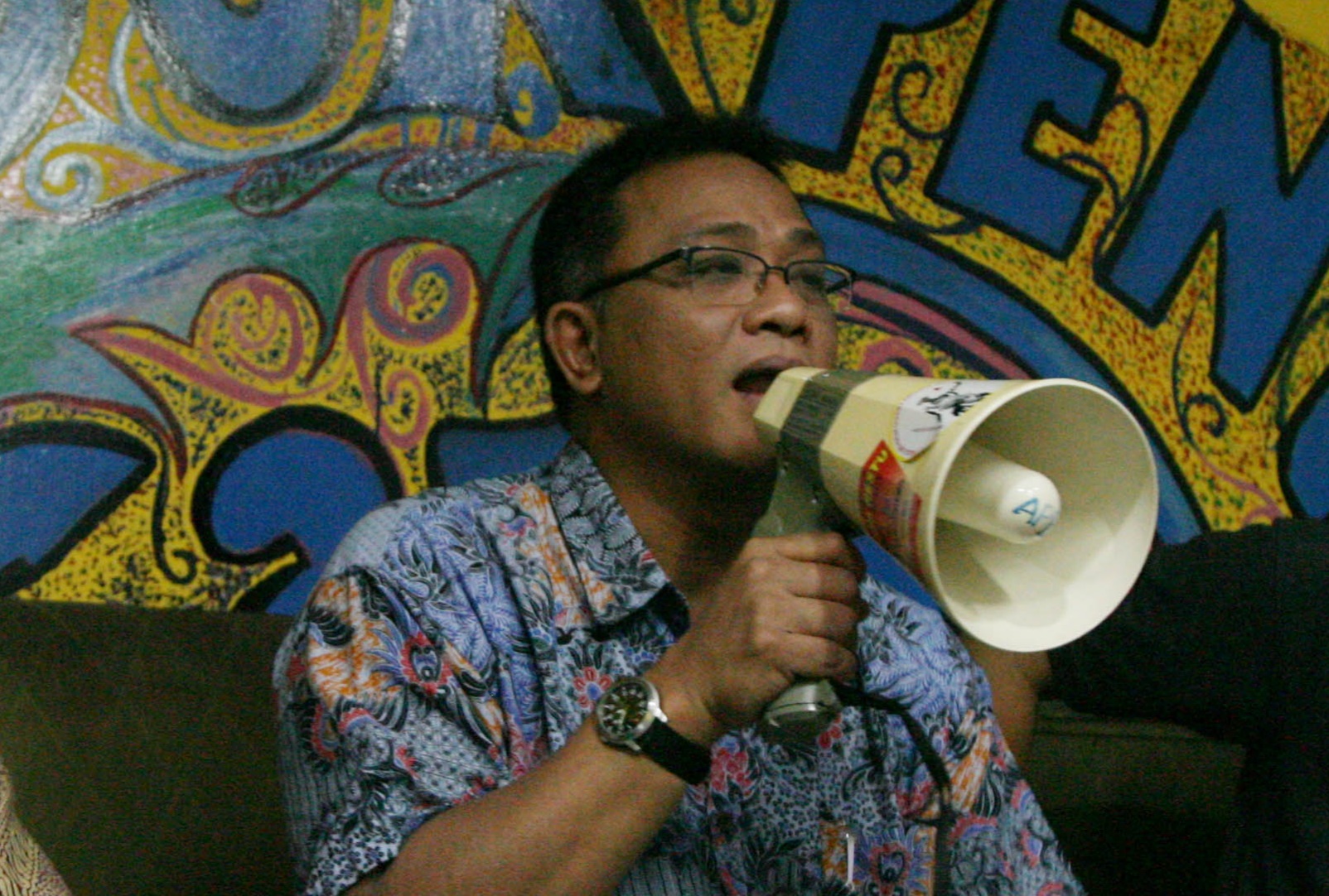 petinggi KAMi Jumhur Hidayat ditangkap polisi karena hasutan di media sosial