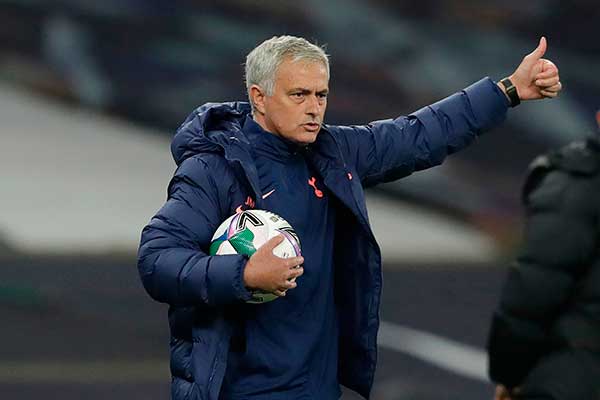 Pelatih Totenham Hotspur Jose Mourinho 