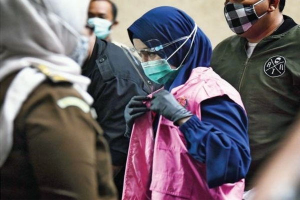 Terdakwa kasus dugaan suap dan gratifi kasi pengurusan fatwa Mahkamah Agung (MA) Joko Tjandra, Pinangki Sirna Malasari