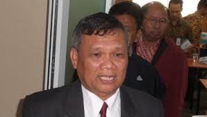 Dosen Universitas Pasca Sarjana Universitas Pelita Harapan Emrus Sihombing.