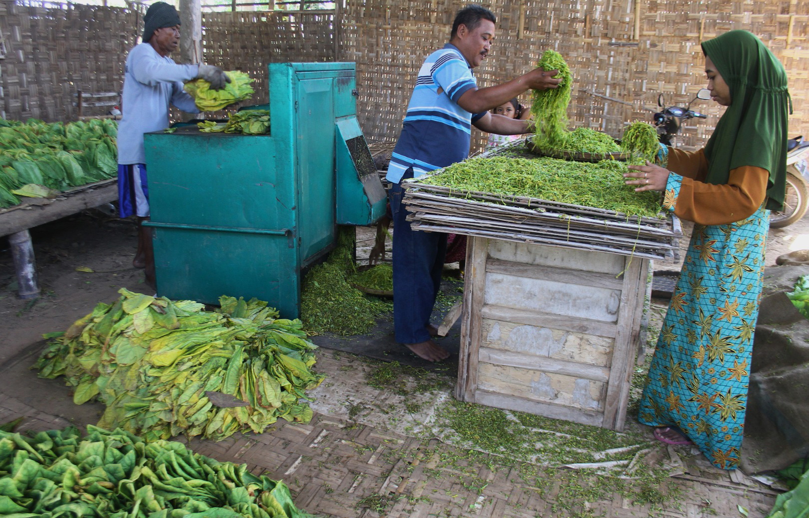 Hindari Kenaikan Tarif Cukai Berlebih