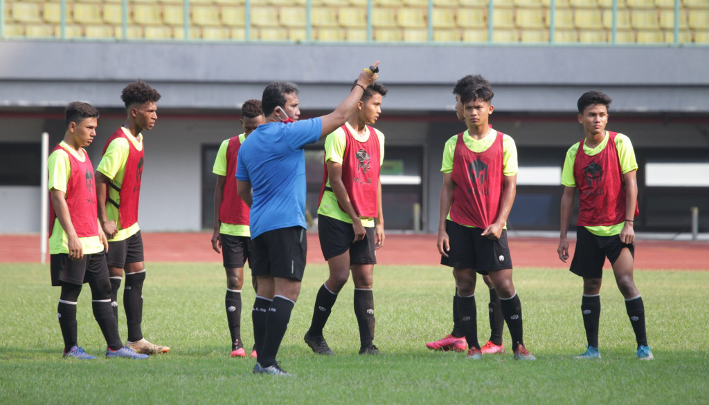 Pelatih Timnas U-16 Bima Sakti