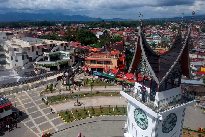  Jam Gadang Bukittinggi, simbol Sumatra Barat