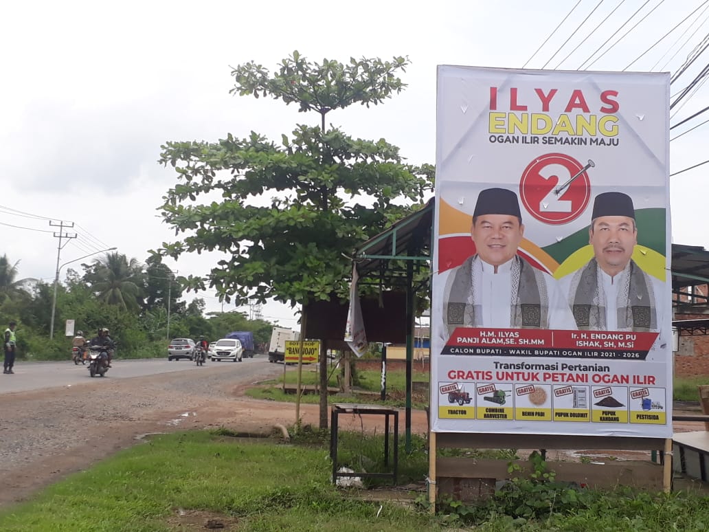 Balinho Pasangan Calon petahana Ilyas Panji Alam-Endang PU Ishak.