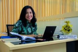  Ekonom Universitas Airlangga (Unair) Rahma Gafmi.