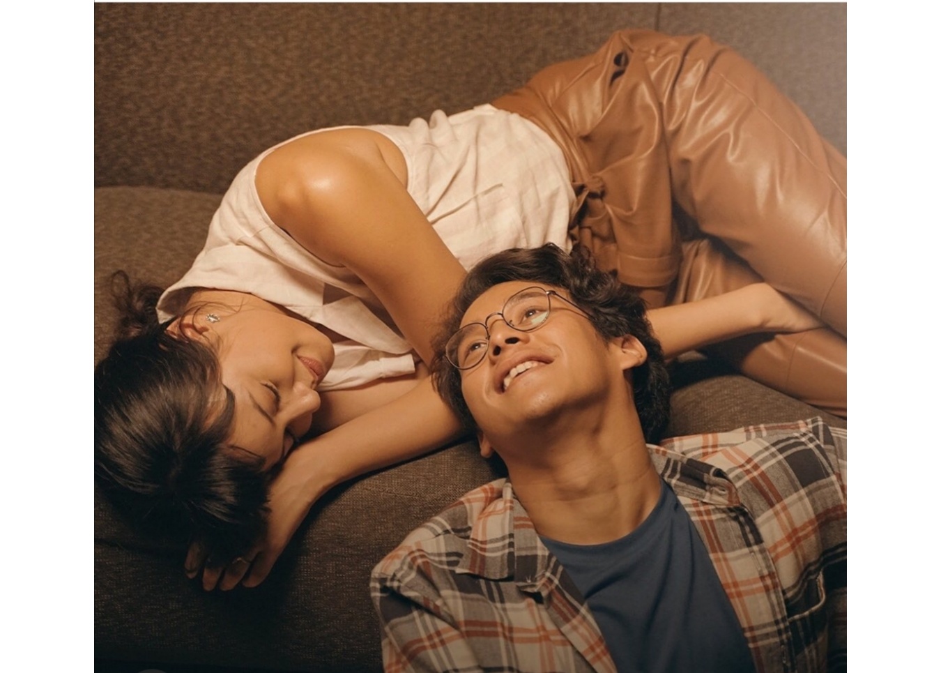 Ardhito Pramono dan Aurelie Moeremans dalam filn Story of Kale. 