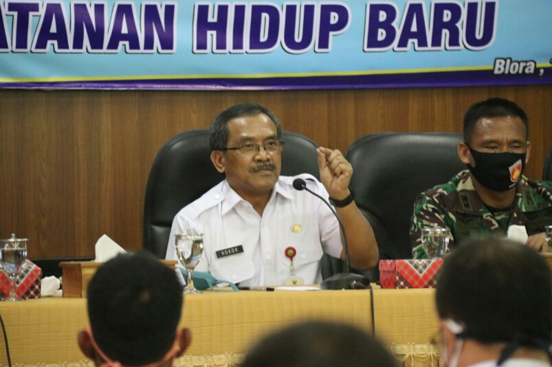 Korban Semburan Lumpur Blora Dapat Bantuan Kerbau