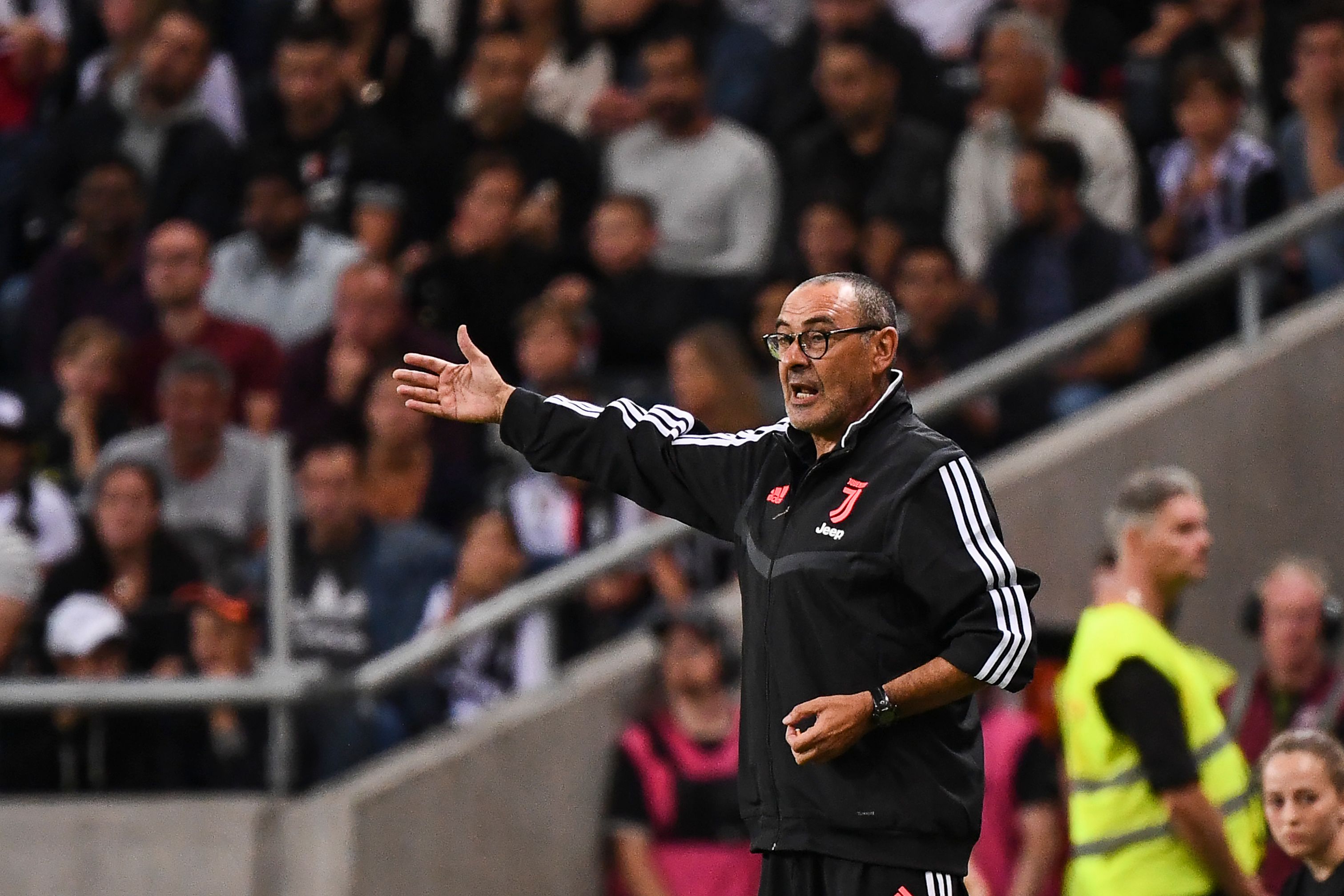 Salah satu alasan Juventus memecat Maurizio Sarri adalah karena tidak adanya keharmonisan dengan pemain di ruang ganti.