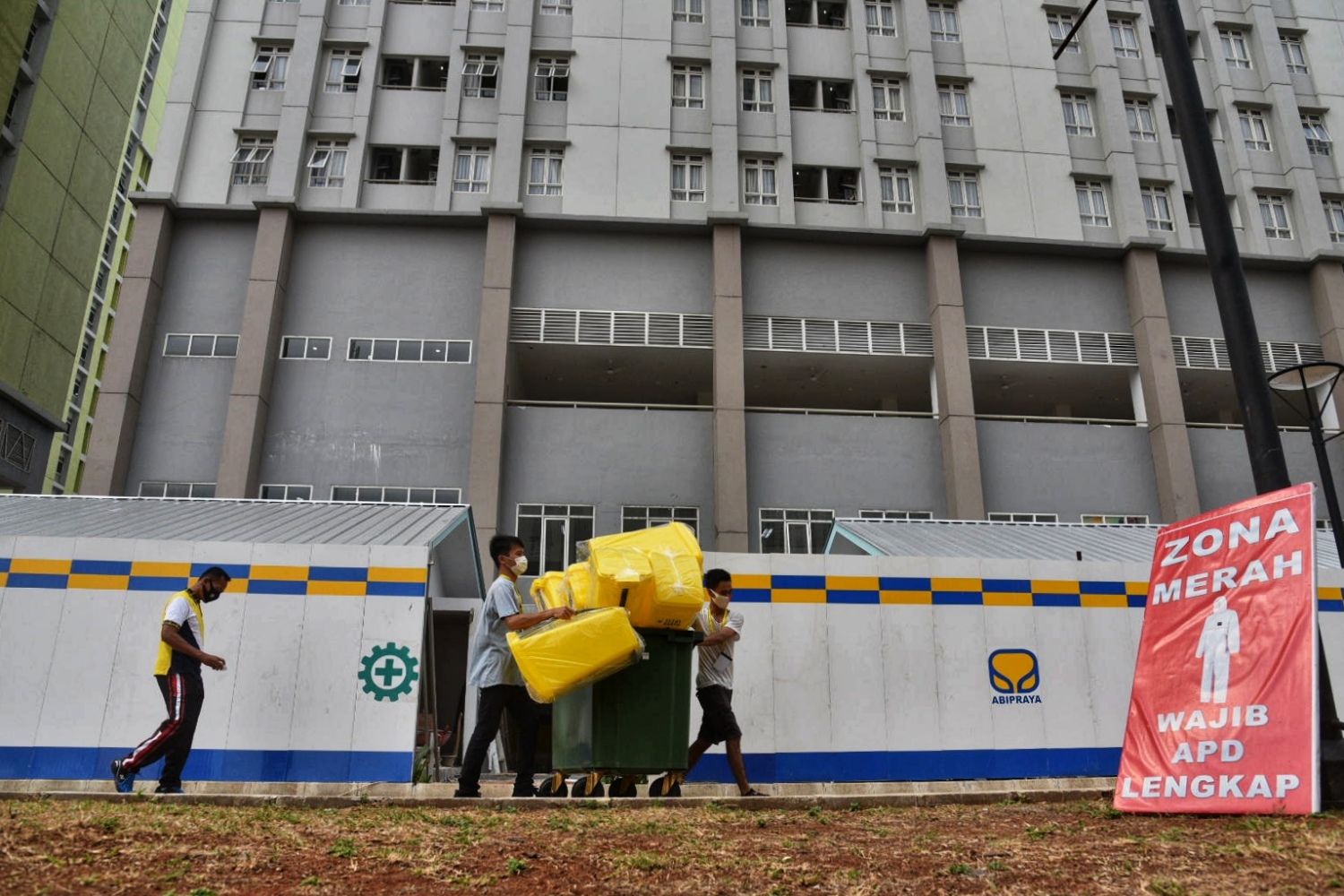 Suasana di Wisma Atlet, Kemayoran, Jakarta Pusat, Jumat (11/9/2020).