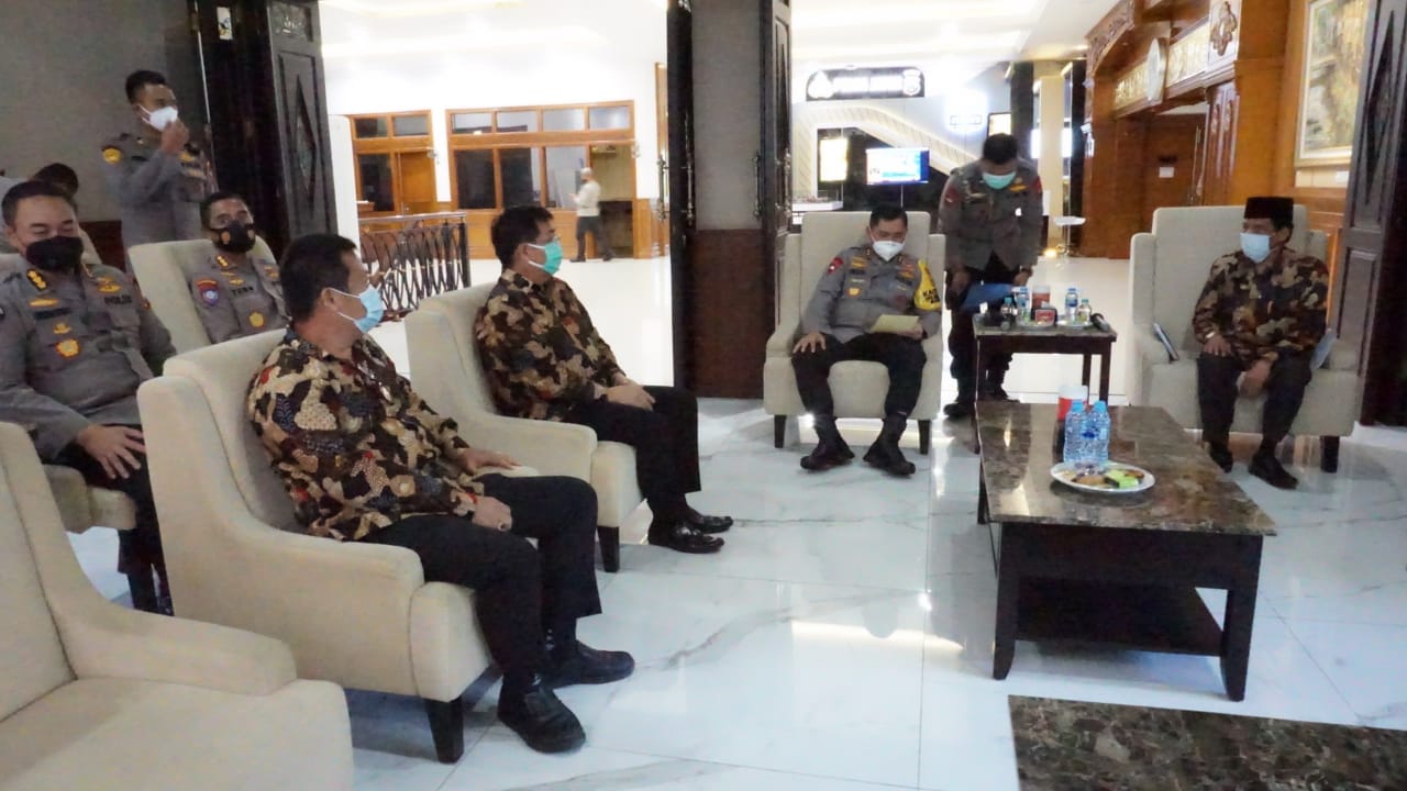 Kapolda Jatim menerima audiensi Forum Kerukunan Umat Beragama Provinsi Jawa Timur