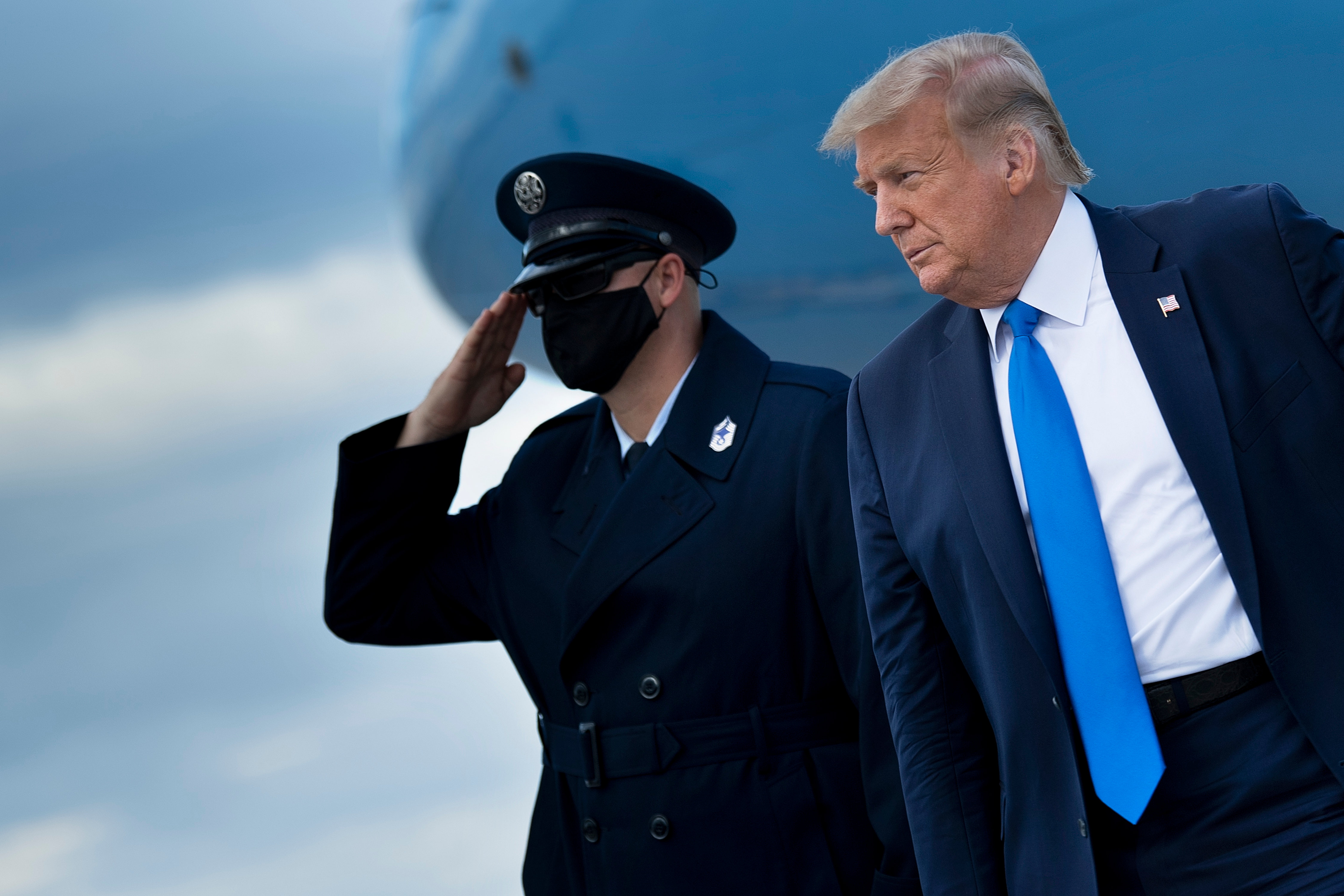 Presiden AS Donald Trump saat tiba di Miami, Florida.