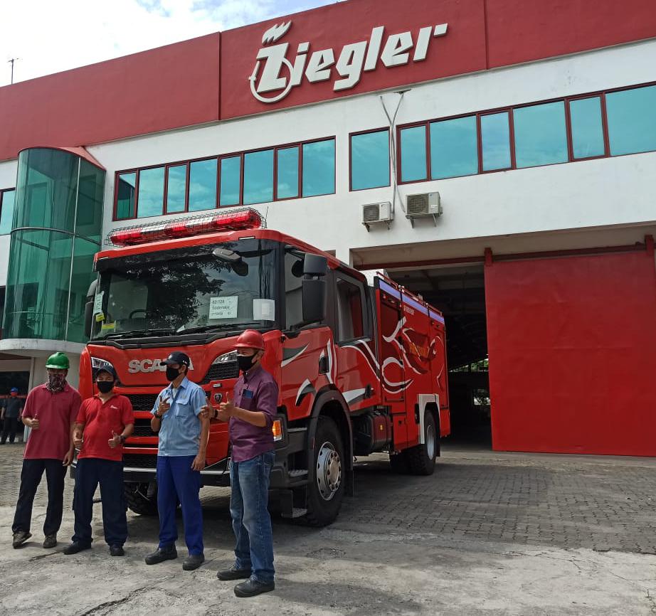 Mobil Pemadam Ziegler Fire Truck SLF 40/50-10+250P.
