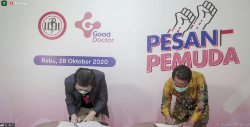 Penandatanganan kerja sama PB IDI dan Good Doctor mengedukasi pemuda memerangi covid-19, Rabu (28/10/2020).