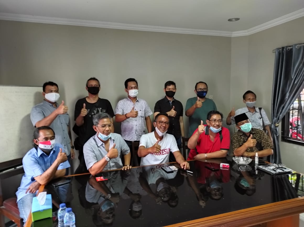 Masyarakat Jasa Konstruksi Surakarta menyiapkan deklarasi dukungan terhadap Paslon Nomor I, Gibran-Teguh dalam Pilwalkota Surakarta 2020. 