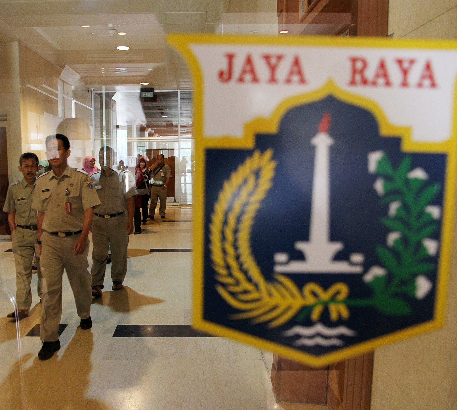 Suasana PNS Pemprov DKI saat pulang kerja dari Balai Kota DKI Jakarta.